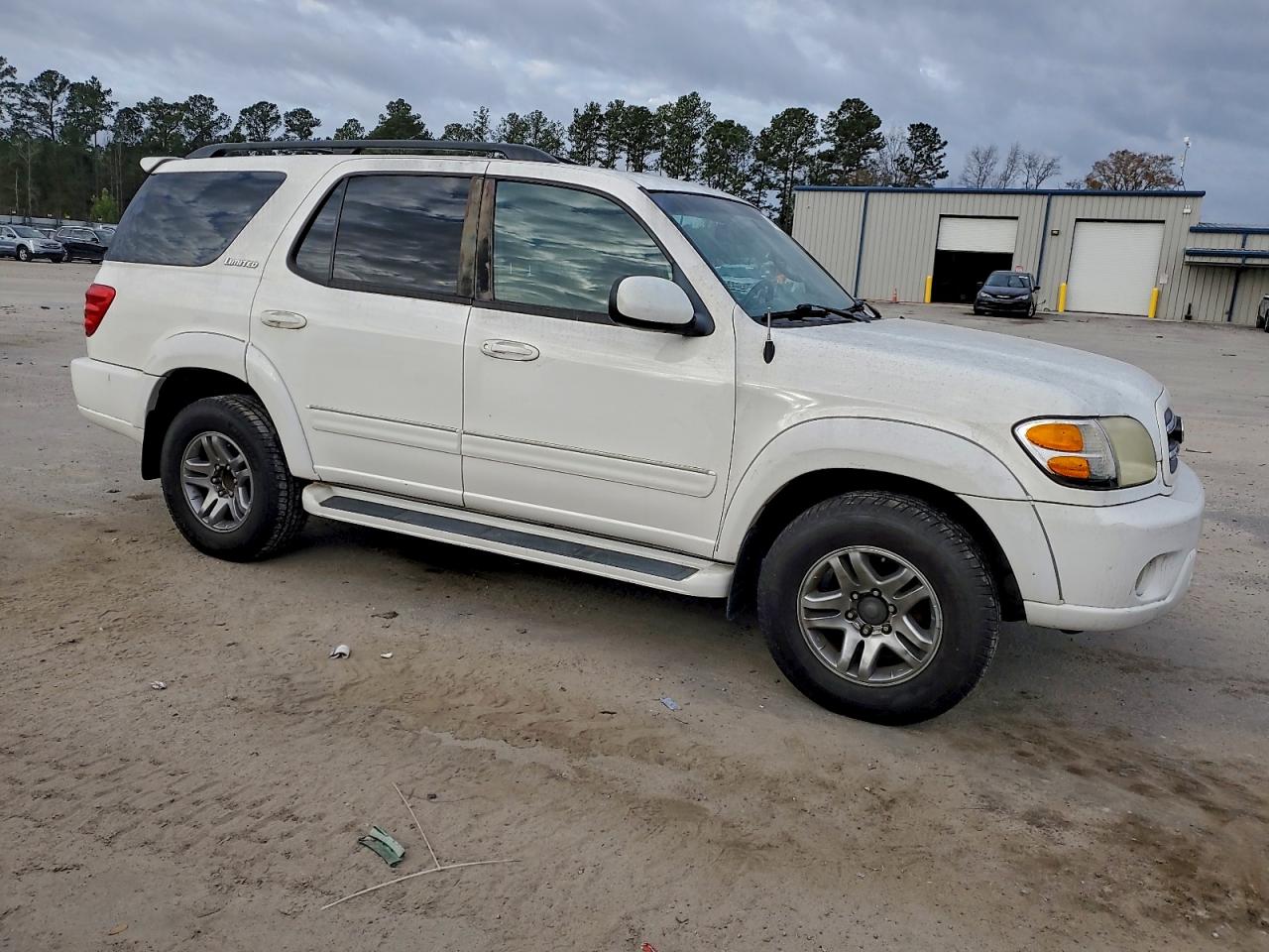 2004 TOYOTA SEQUOIA LIMITED photo 4