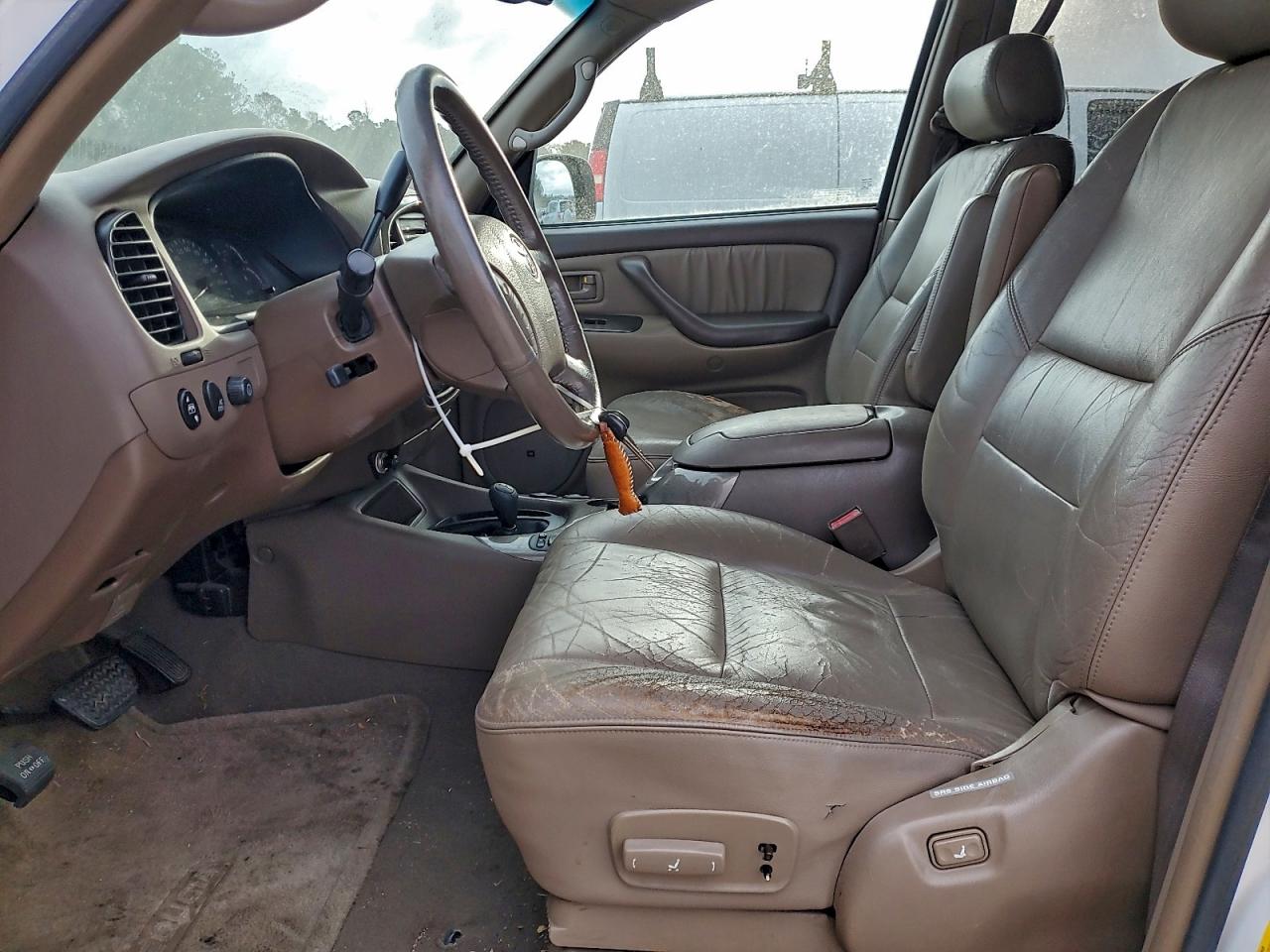 2004 TOYOTA SEQUOIA LIMITED photo 7