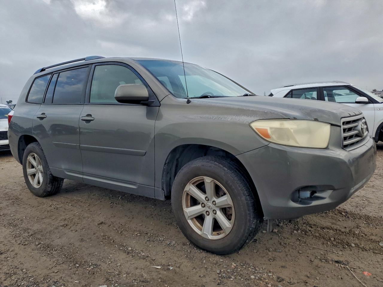 2009 TOYOTA HIGHLANDER photo 4