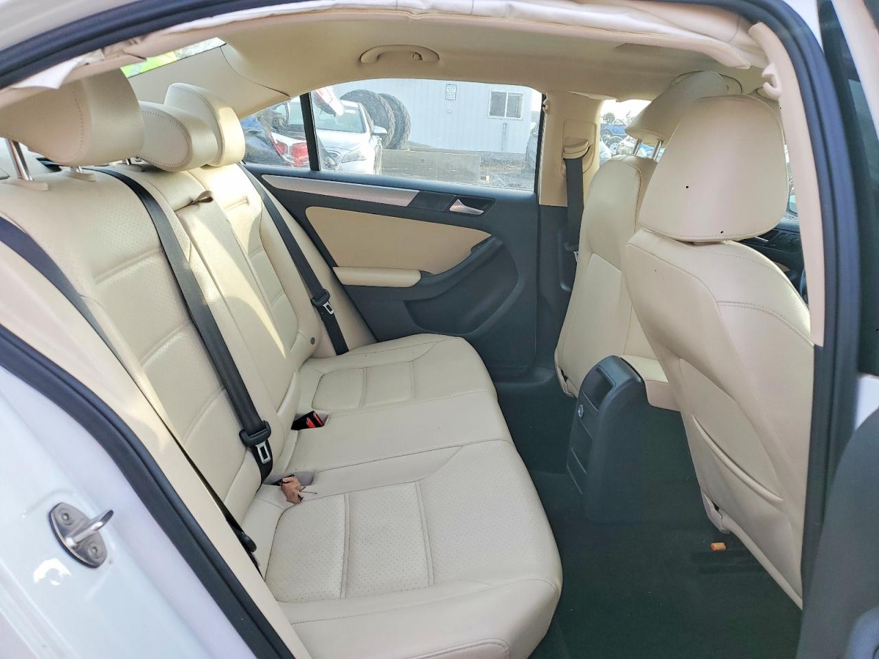 2017 VOLKSWAGEN JETTA SE photo 10