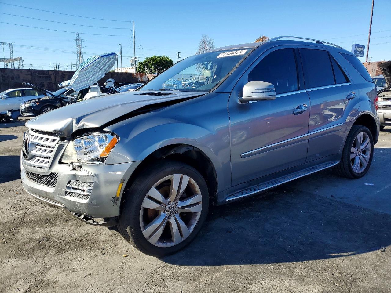 2011 MERCEDES-BENZ ML
