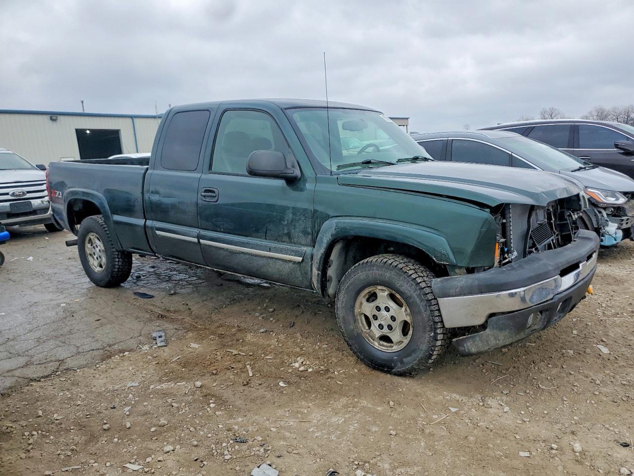 2004 CHEVROLET SILVERADO K1500 photo 4