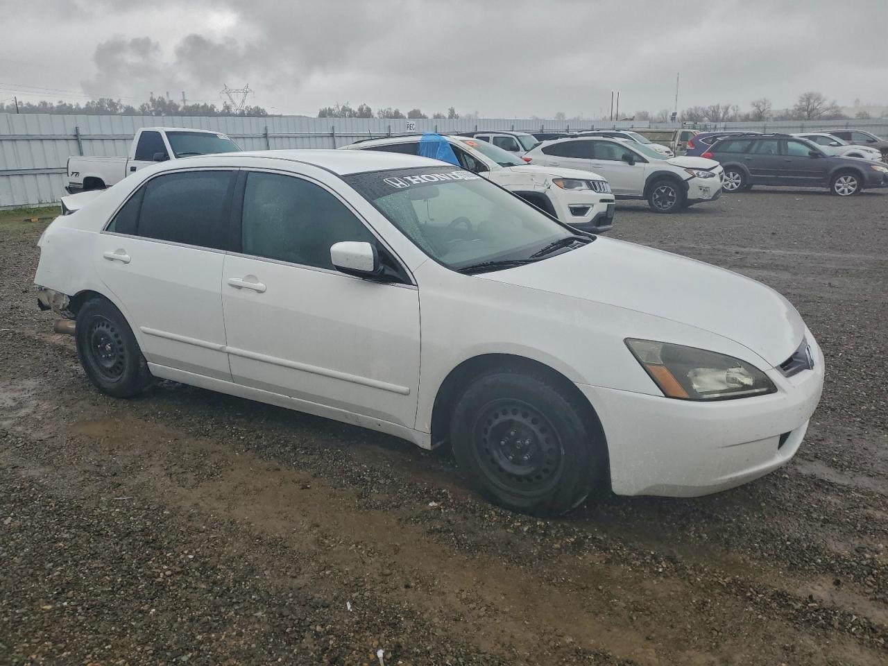 2004 HONDA ACCORD LX photo 4