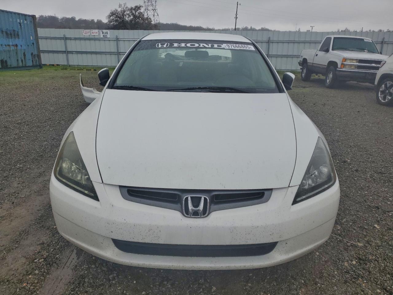 2004 HONDA ACCORD LX photo 5