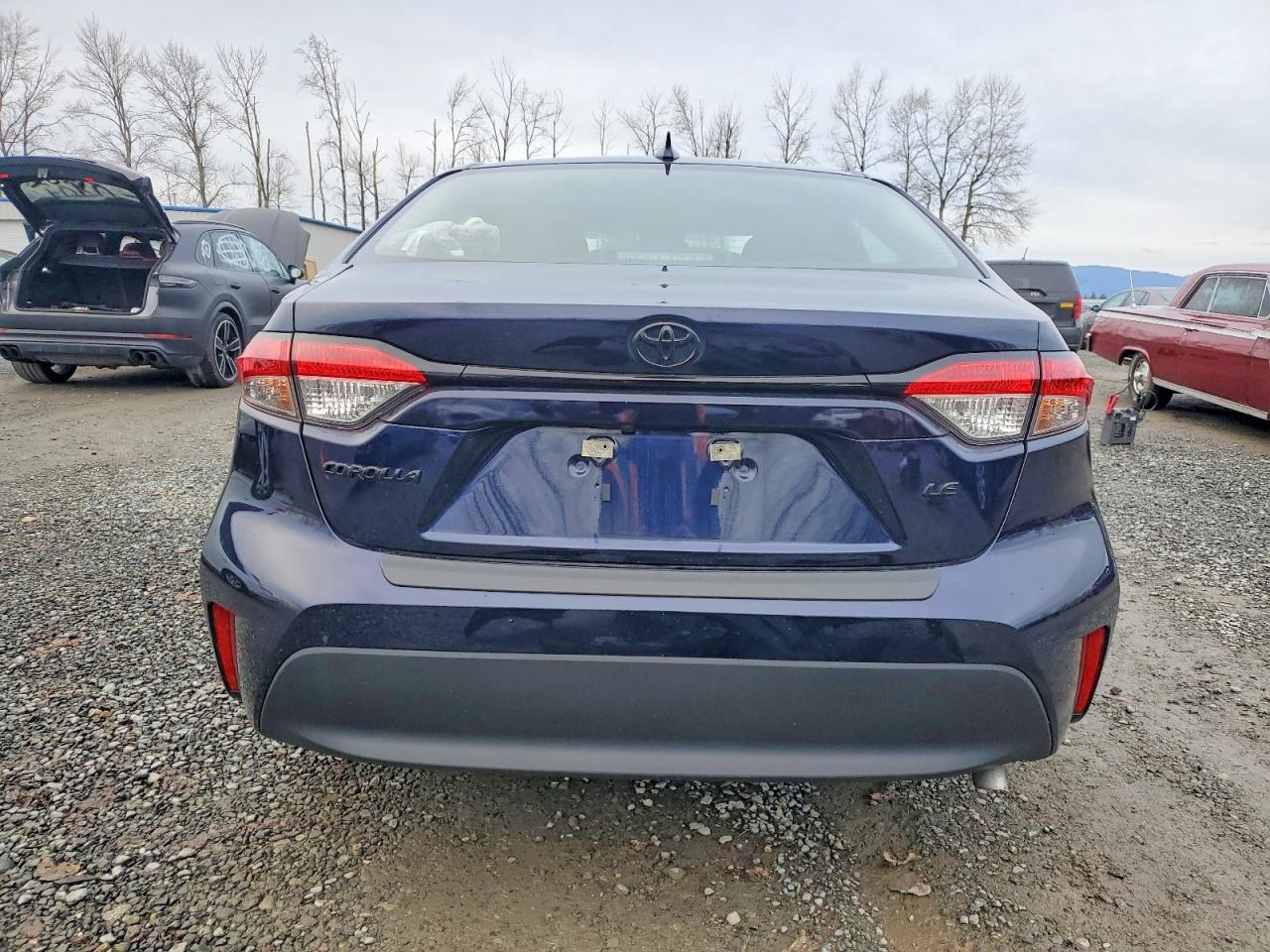2025 TOYOTA COROLLA LE photo 6