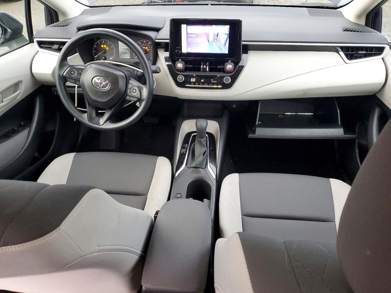 2025 TOYOTA COROLLA LE photo 8
