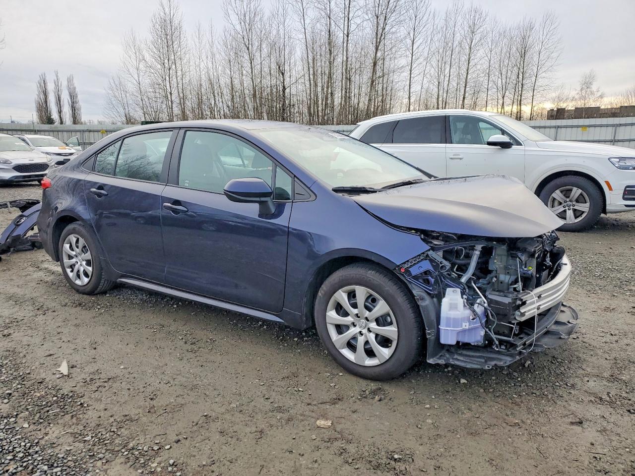 2025 TOYOTA COROLLA LE photo 4