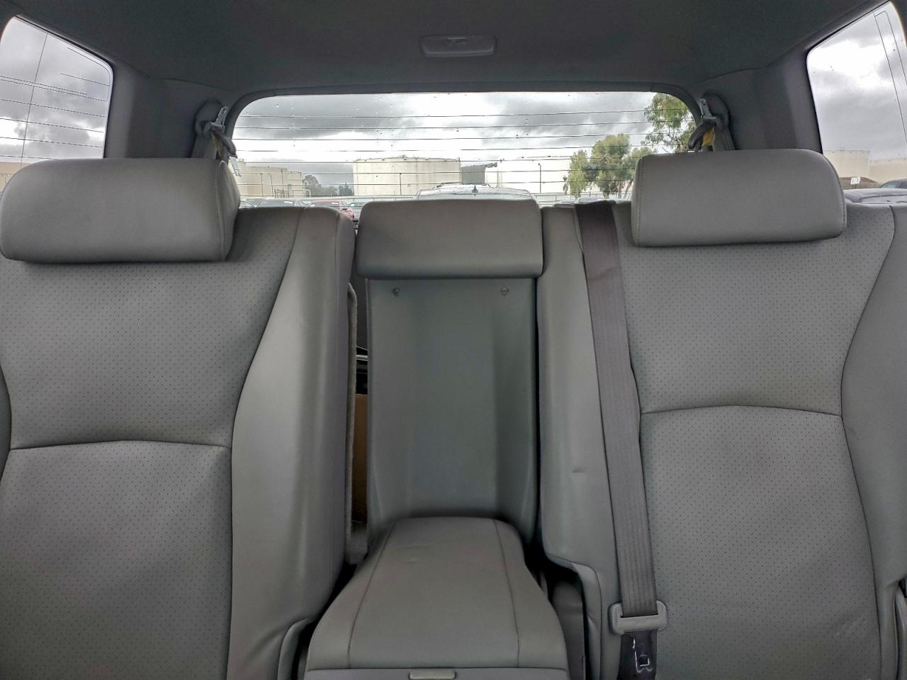 2006 TOYOTA HIGHLANDER LIMITED photo 10