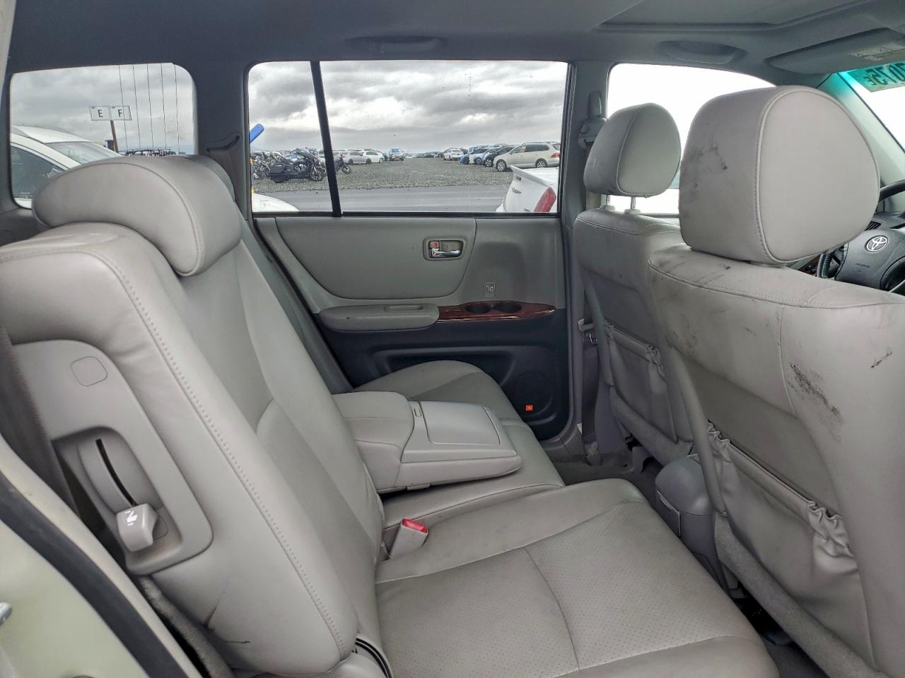 2006 TOYOTA HIGHLANDER LIMITED photo 11
