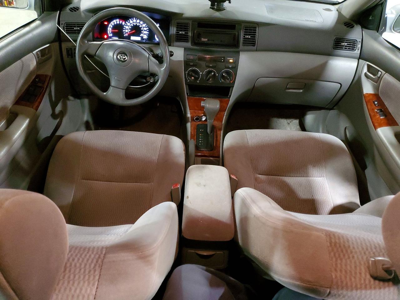 2005 TOYOTA COROLLA CE photo 8