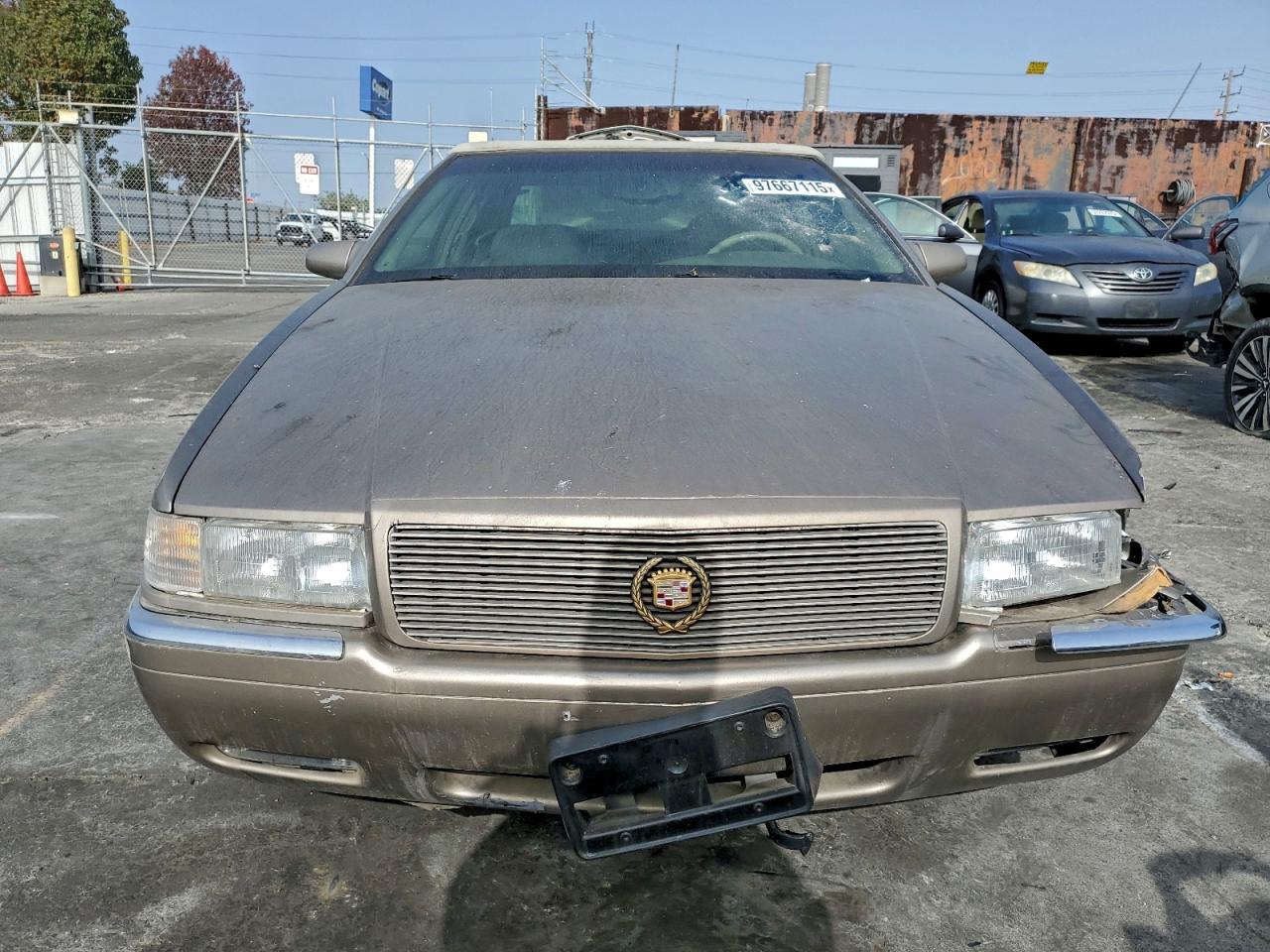 2001 CADILLAC ELDORADO ESC photo 5