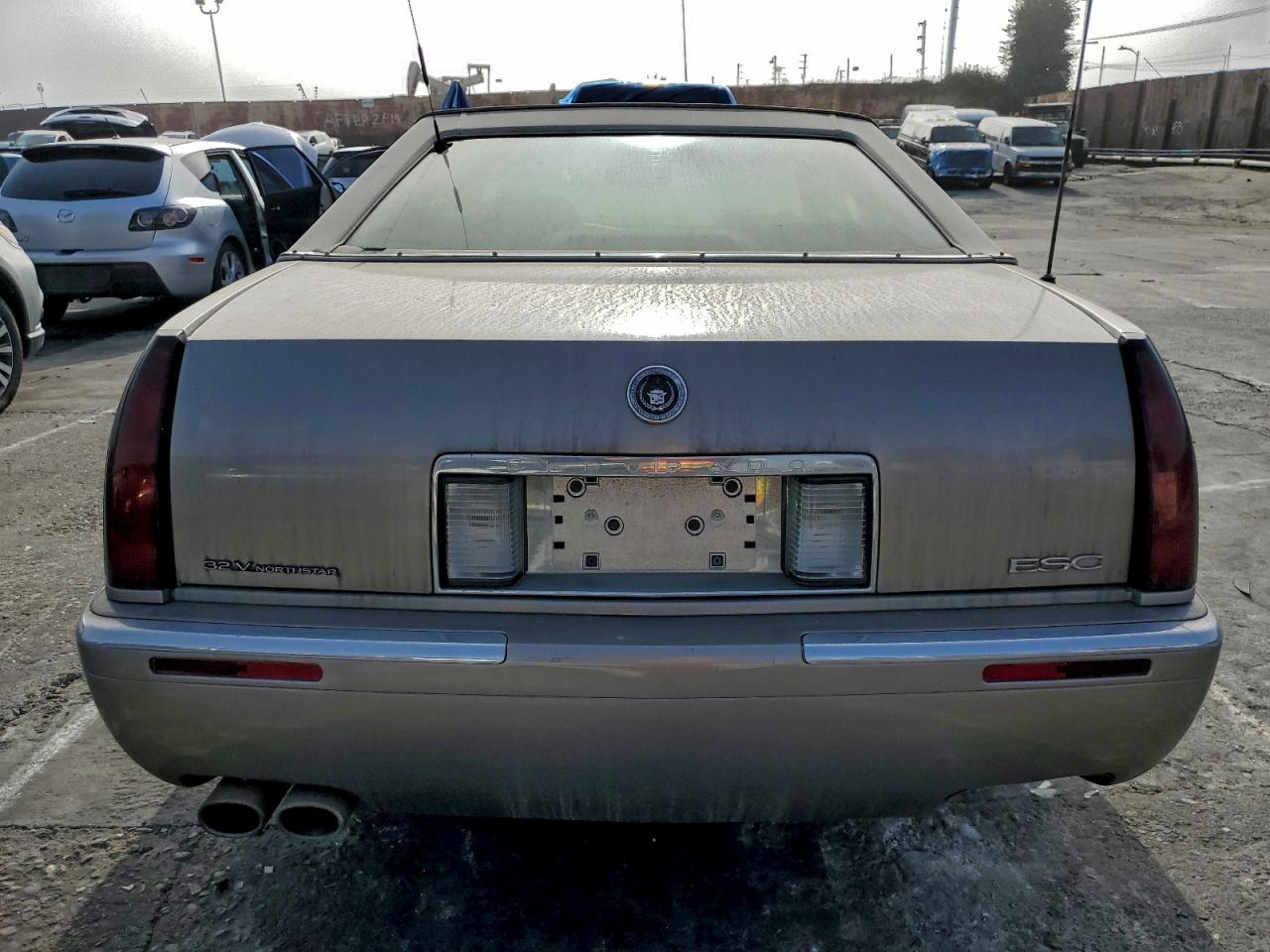 2001 CADILLAC ELDORADO ESC photo 6