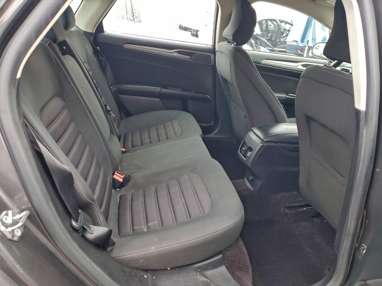 2017 FORD FUSION SE photo 10