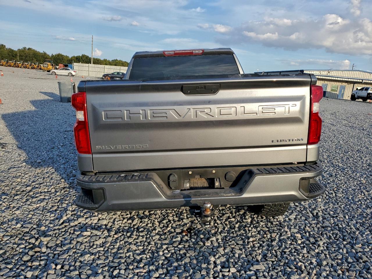 2021 CHEVROLET SILVERADO C1500 CUSTOM photo 6