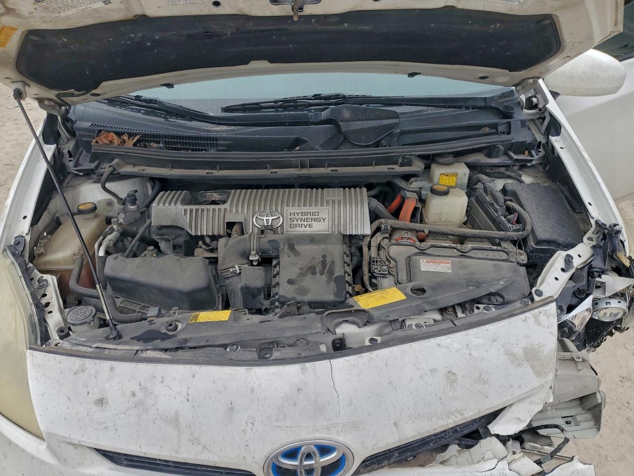 2013 TOYOTA PRIUS photo 11