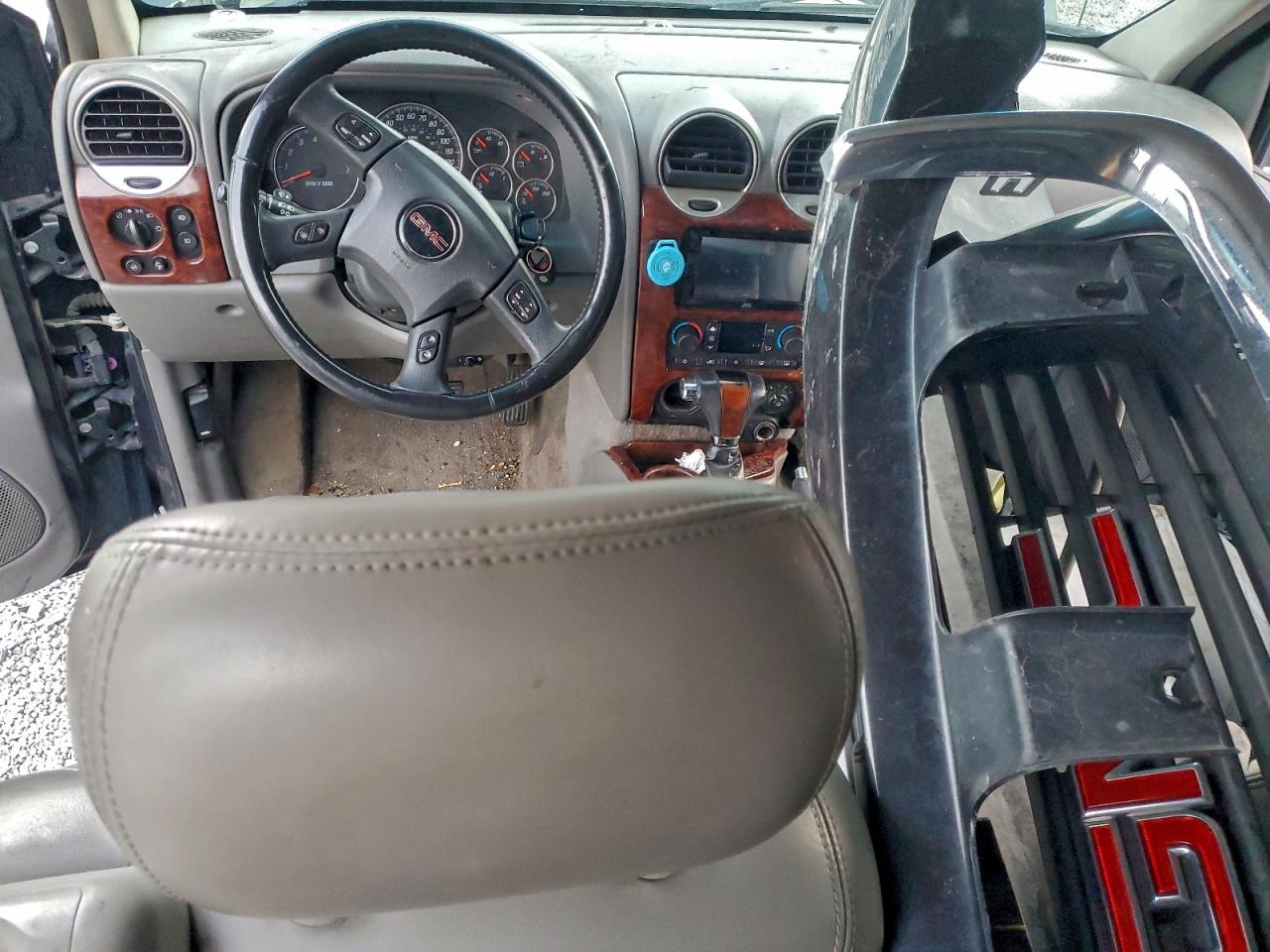 2005 GMC ENVOY photo 15