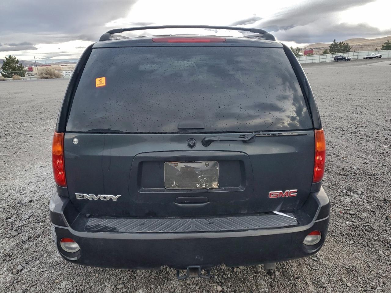 2005 GMC ENVOY photo 11