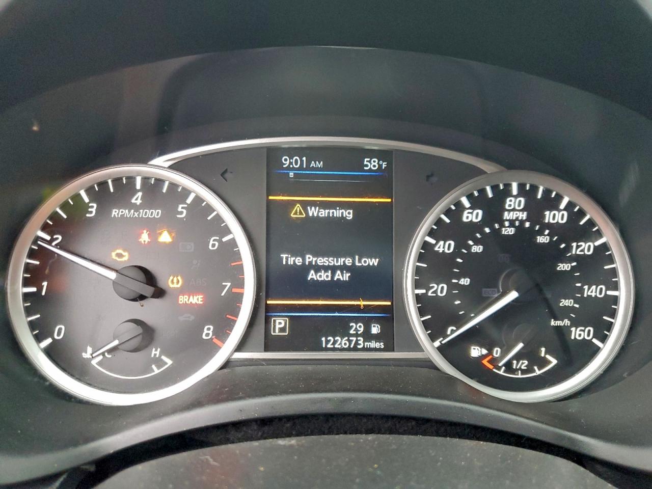 2019 NISSAN SENTRA S photo 9