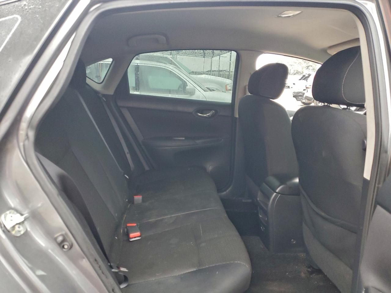 2019 NISSAN SENTRA S photo 10
