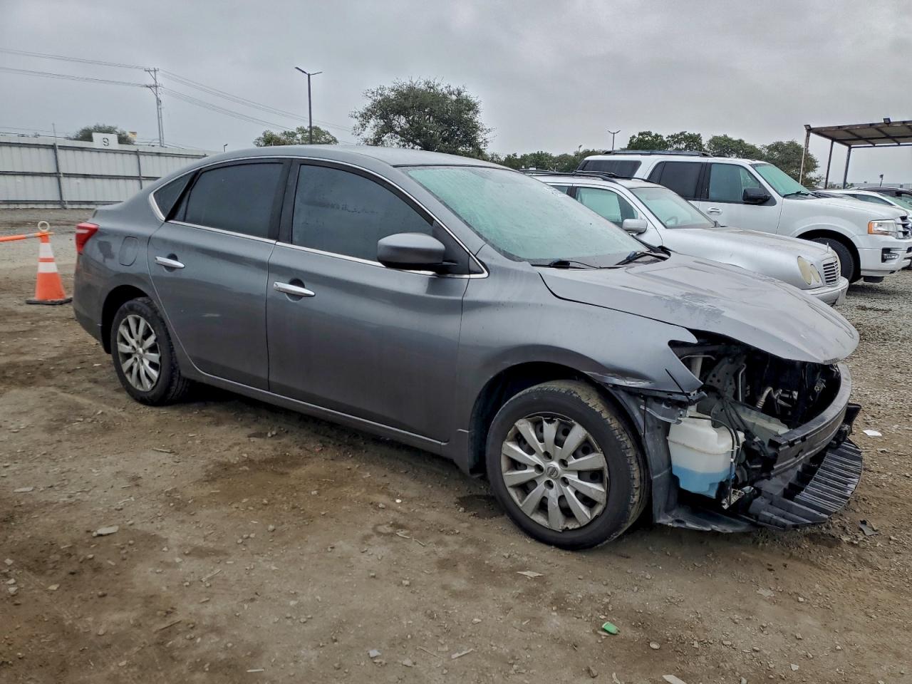 2019 NISSAN SENTRA S photo 4