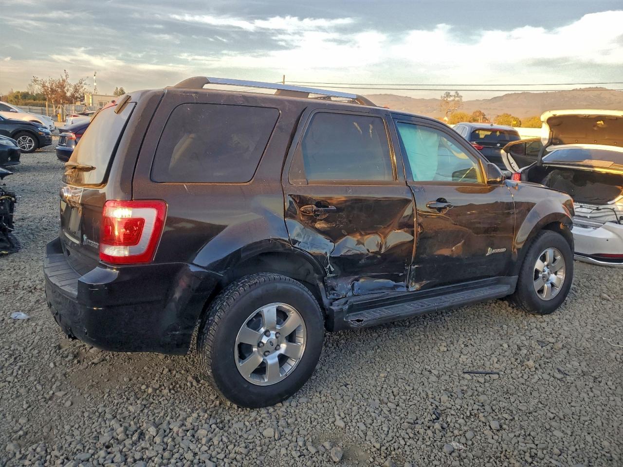 2012 FORD ESCAPE HYBRID photo 3