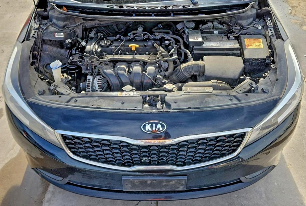 2017 KIA FORTE LX photo 11