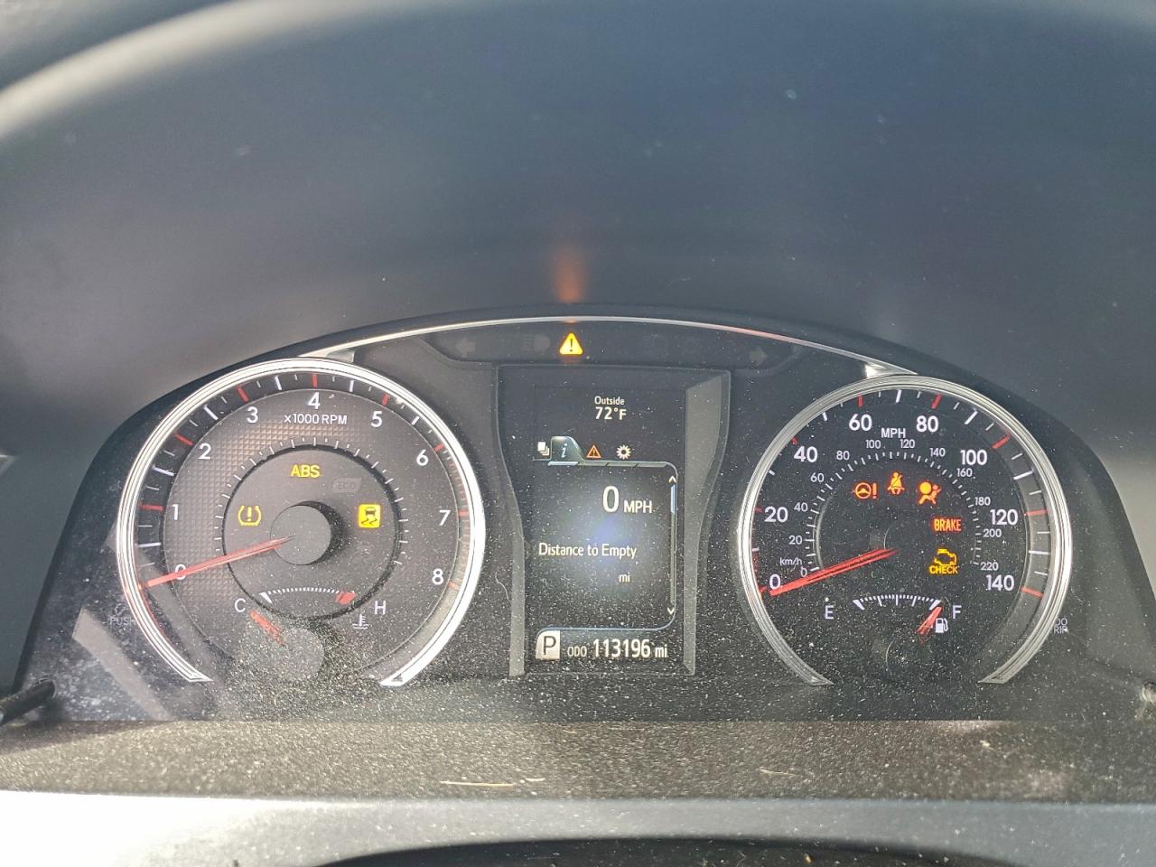 2016 TOYOTA CAMRY LE photo 9
