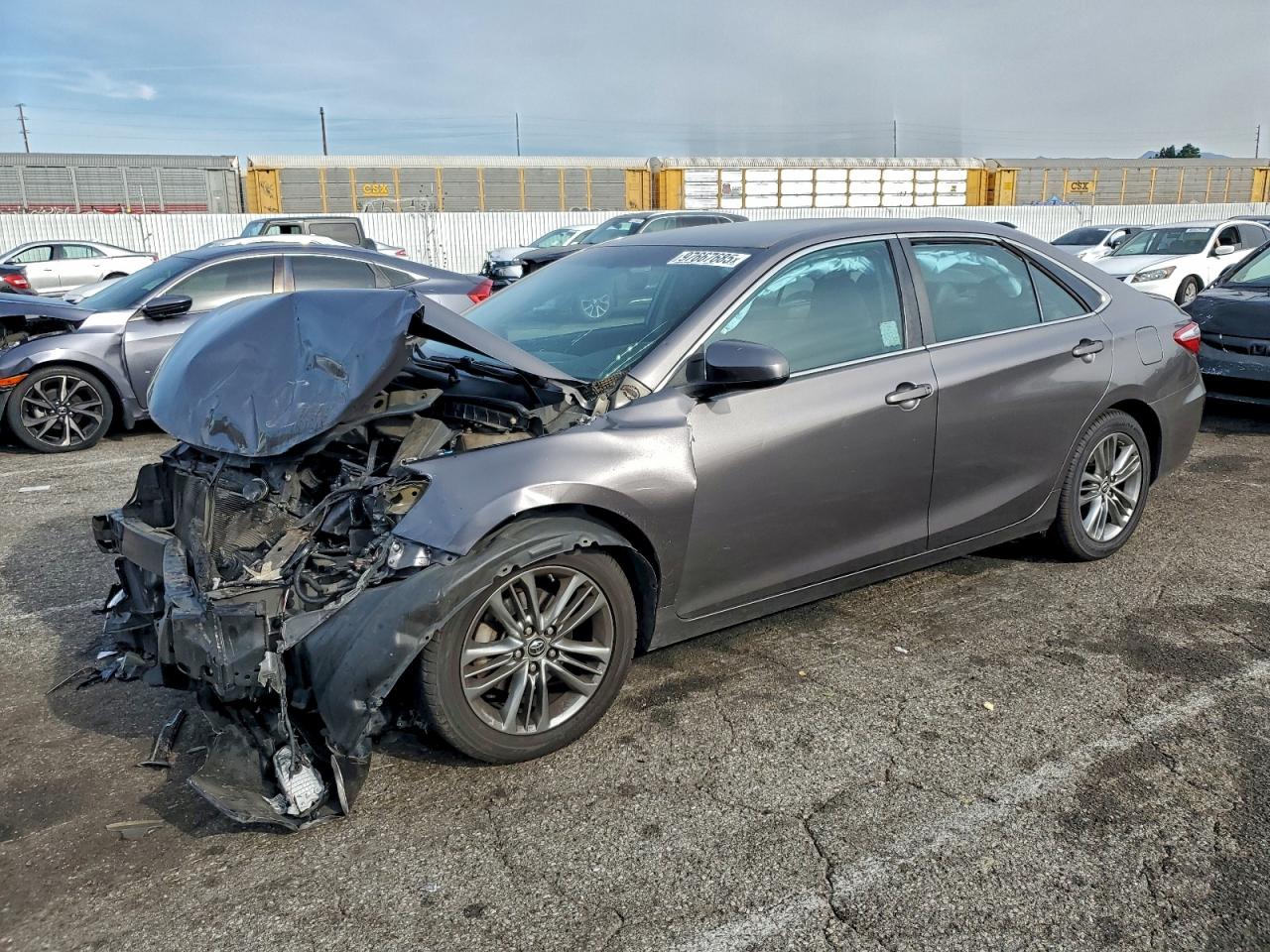 2016 TOYOTA CAMRY