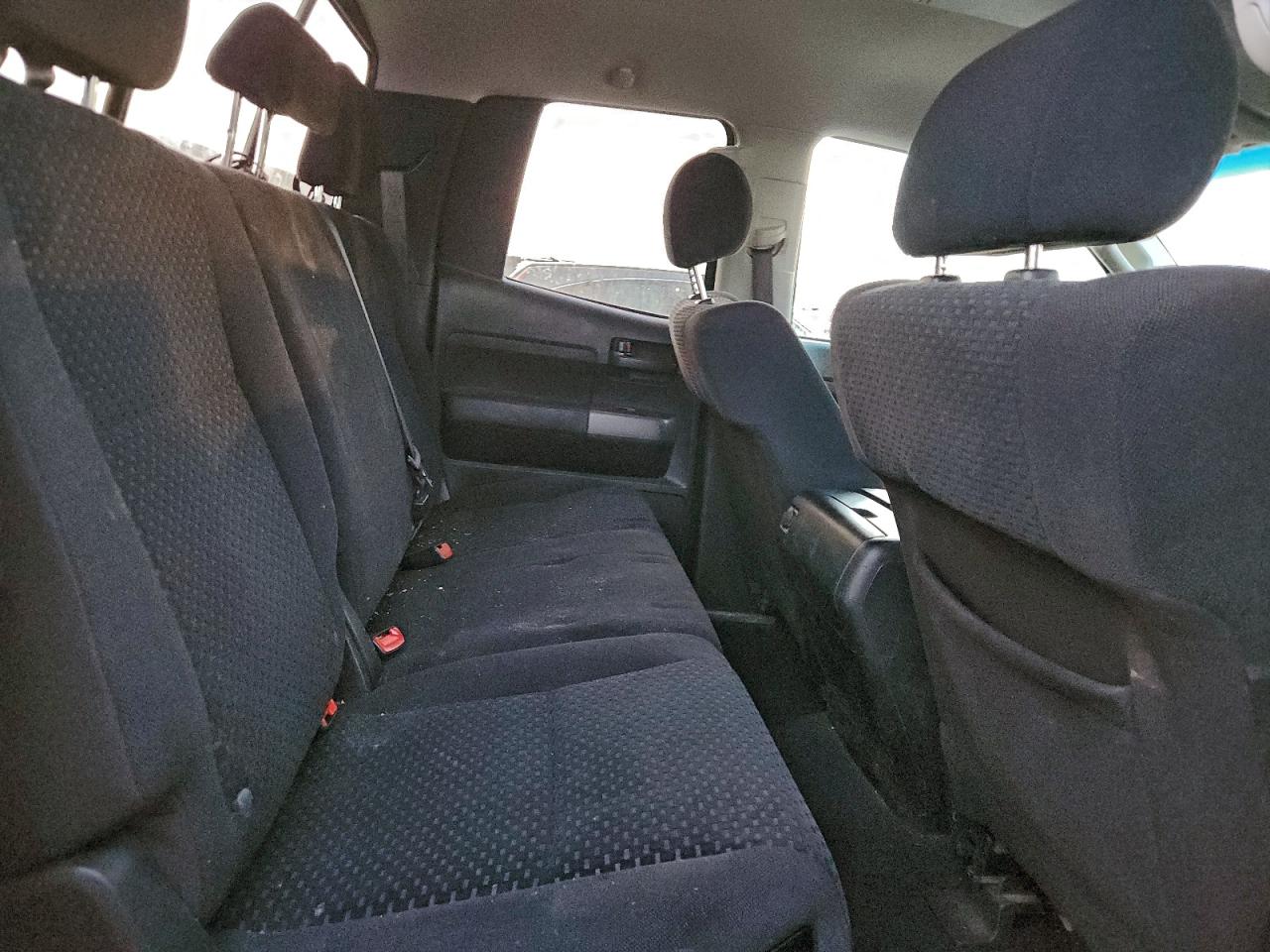 2010 TOYOTA TUNDRA DOUBLE CAB SR5 photo 10