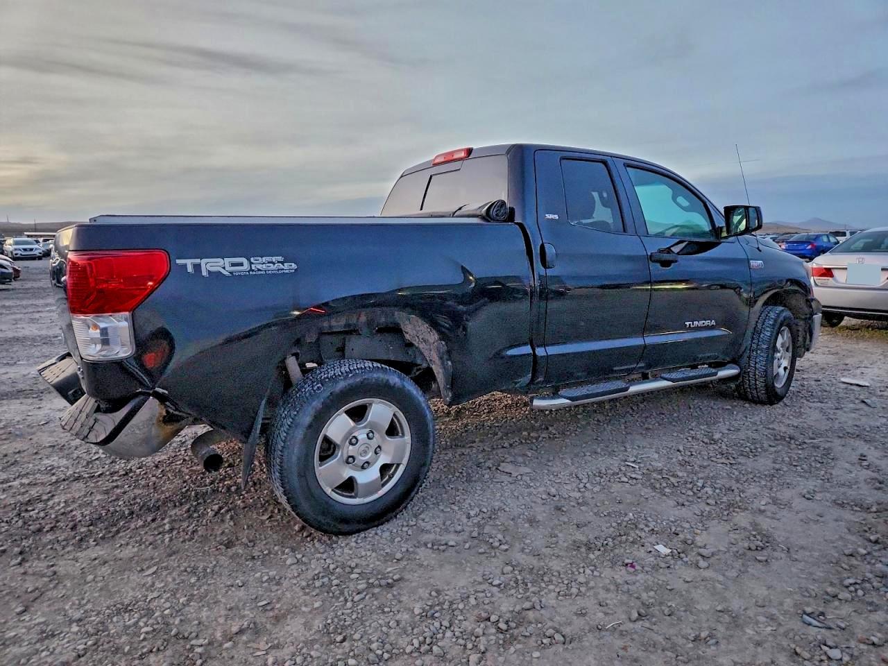 2010 TOYOTA TUNDRA DOUBLE CAB SR5 photo 3