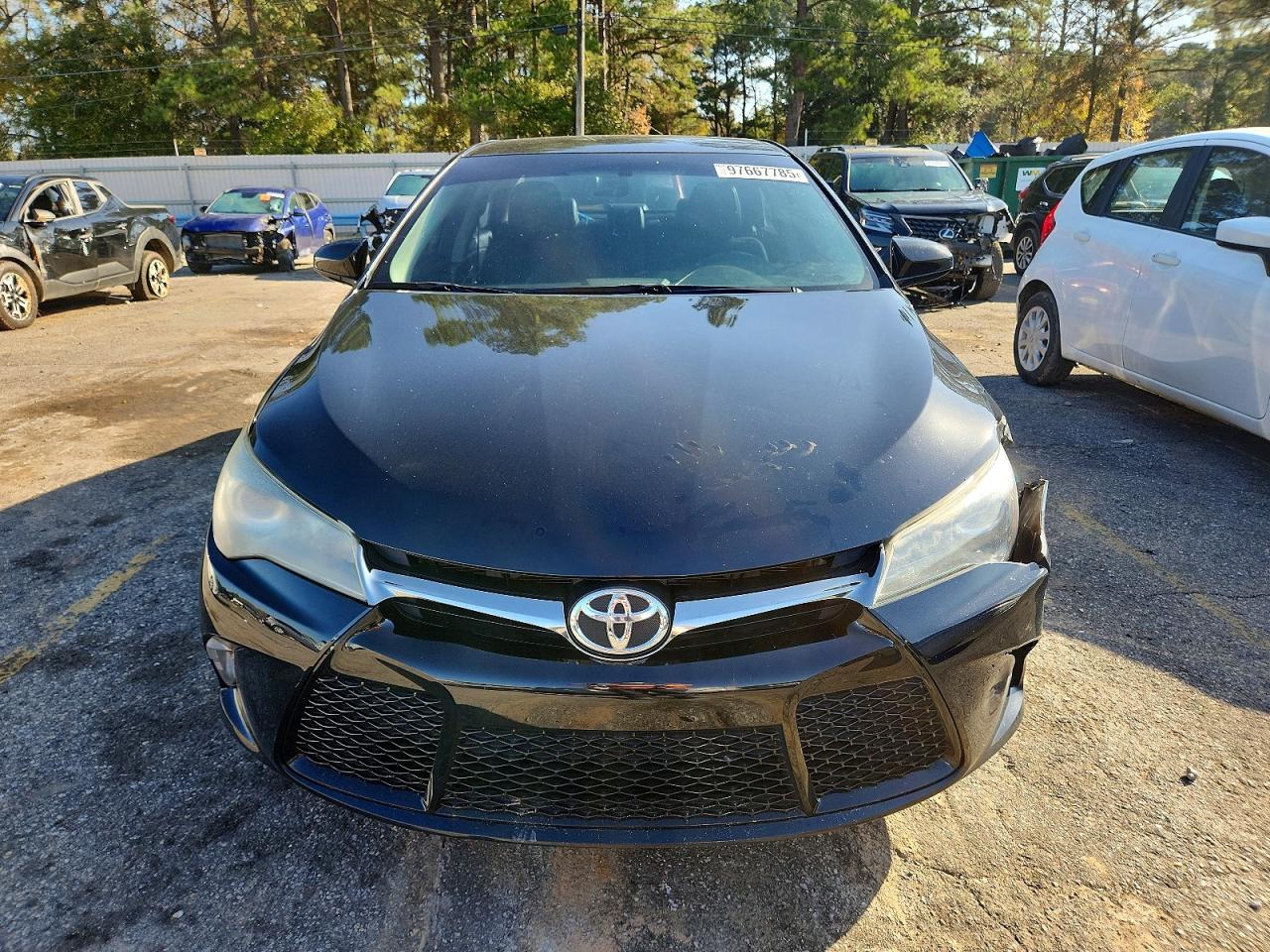 2017 TOYOTA CAMRY LE photo 5