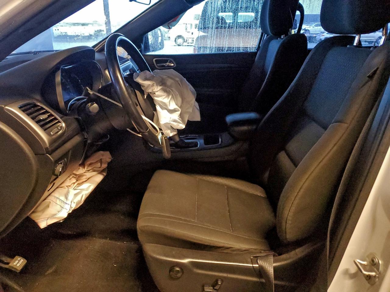 2020 JEEP GRAND CHEROKEE LAREDO photo 7