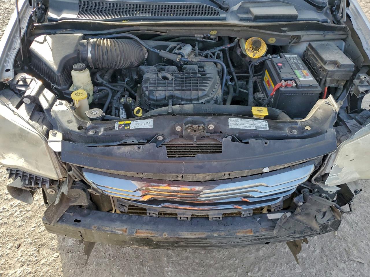 2013 CHRYSLER TOWN & COUNTRY S photo 12