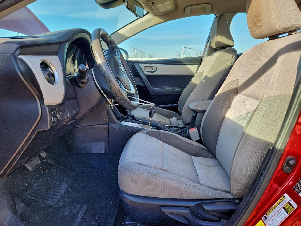 2017 TOYOTA COROLLA L photo 7