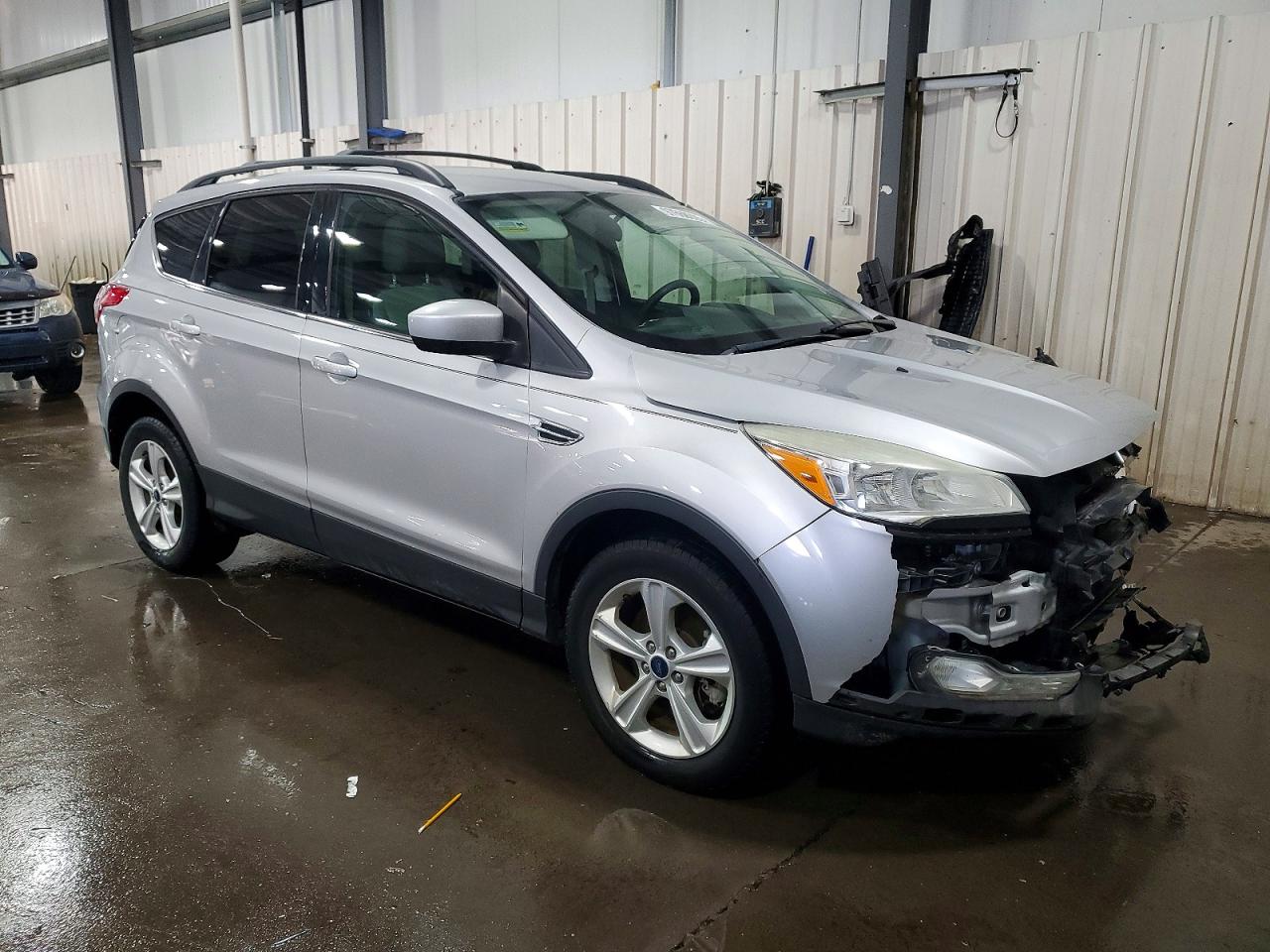 2013 FORD ESCAPE SE photo 4