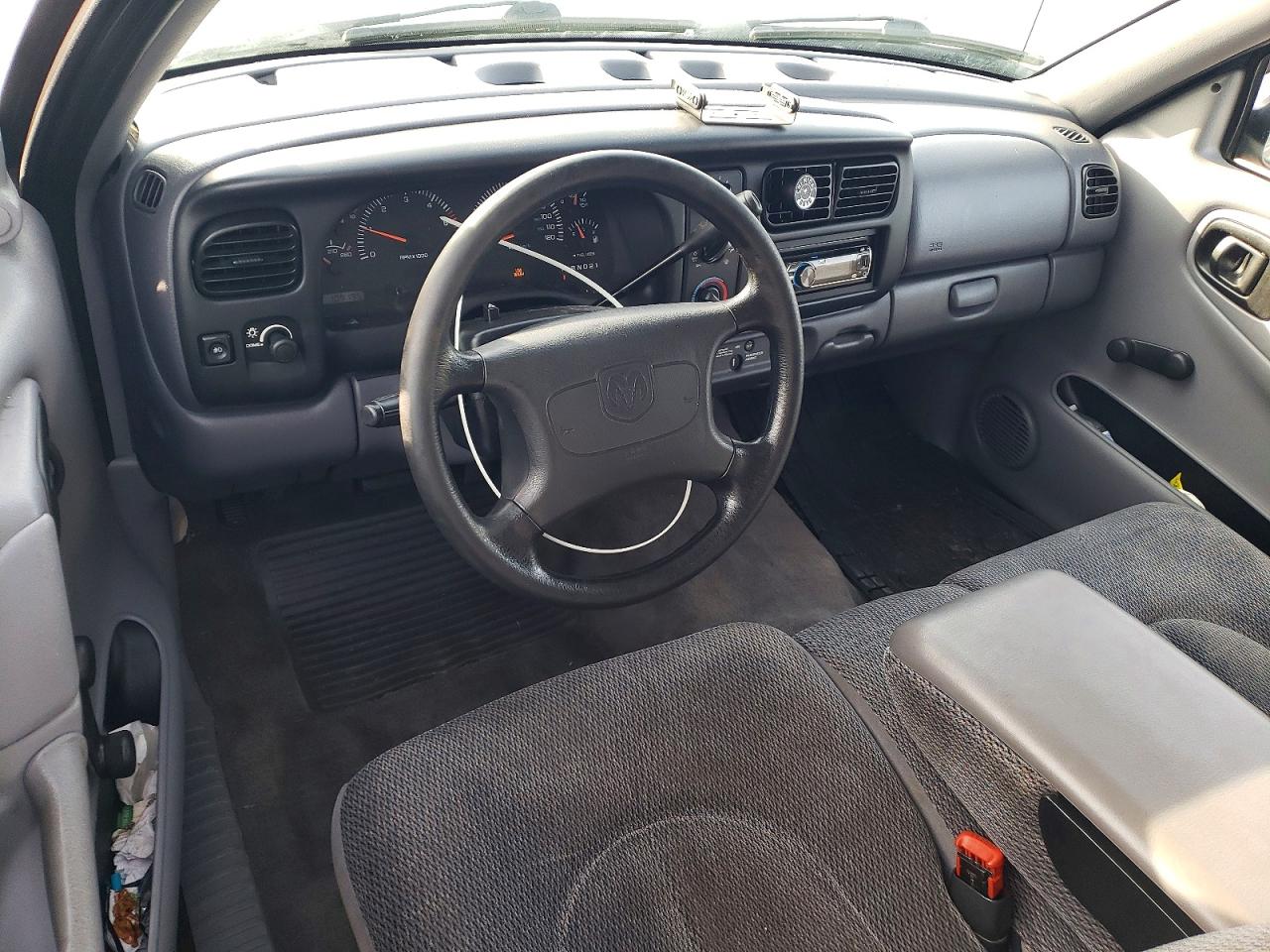 1998 DODGE DAKOTA photo 8