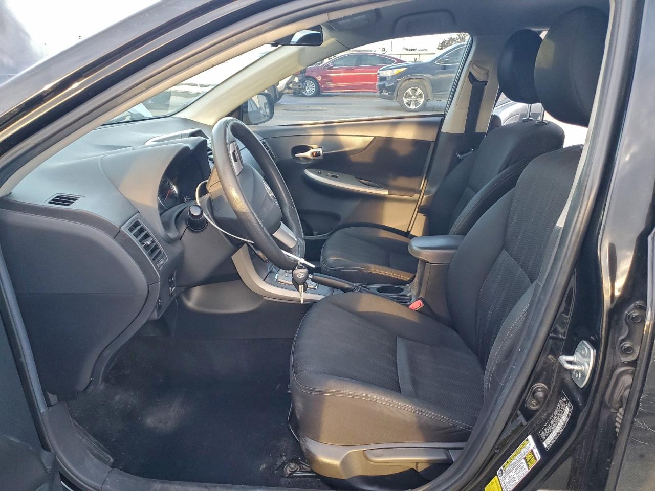 2013 TOYOTA COROLLA BASE photo 7