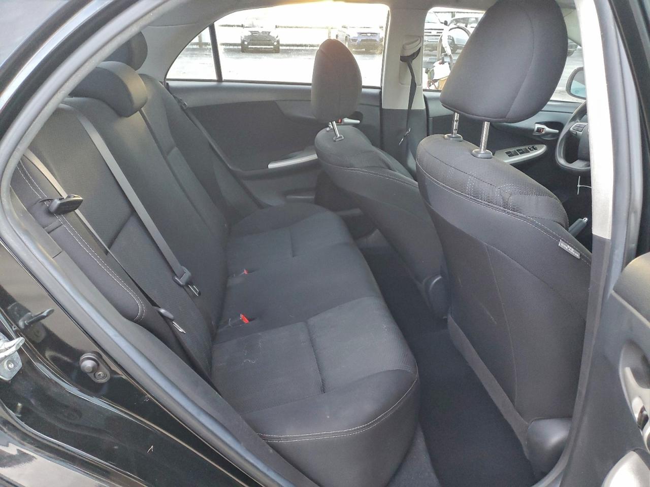 2013 TOYOTA COROLLA BASE photo 10