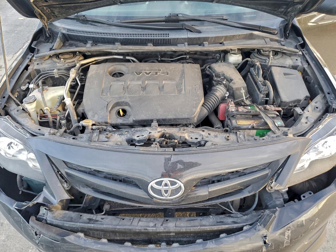 2013 TOYOTA COROLLA BASE photo 11