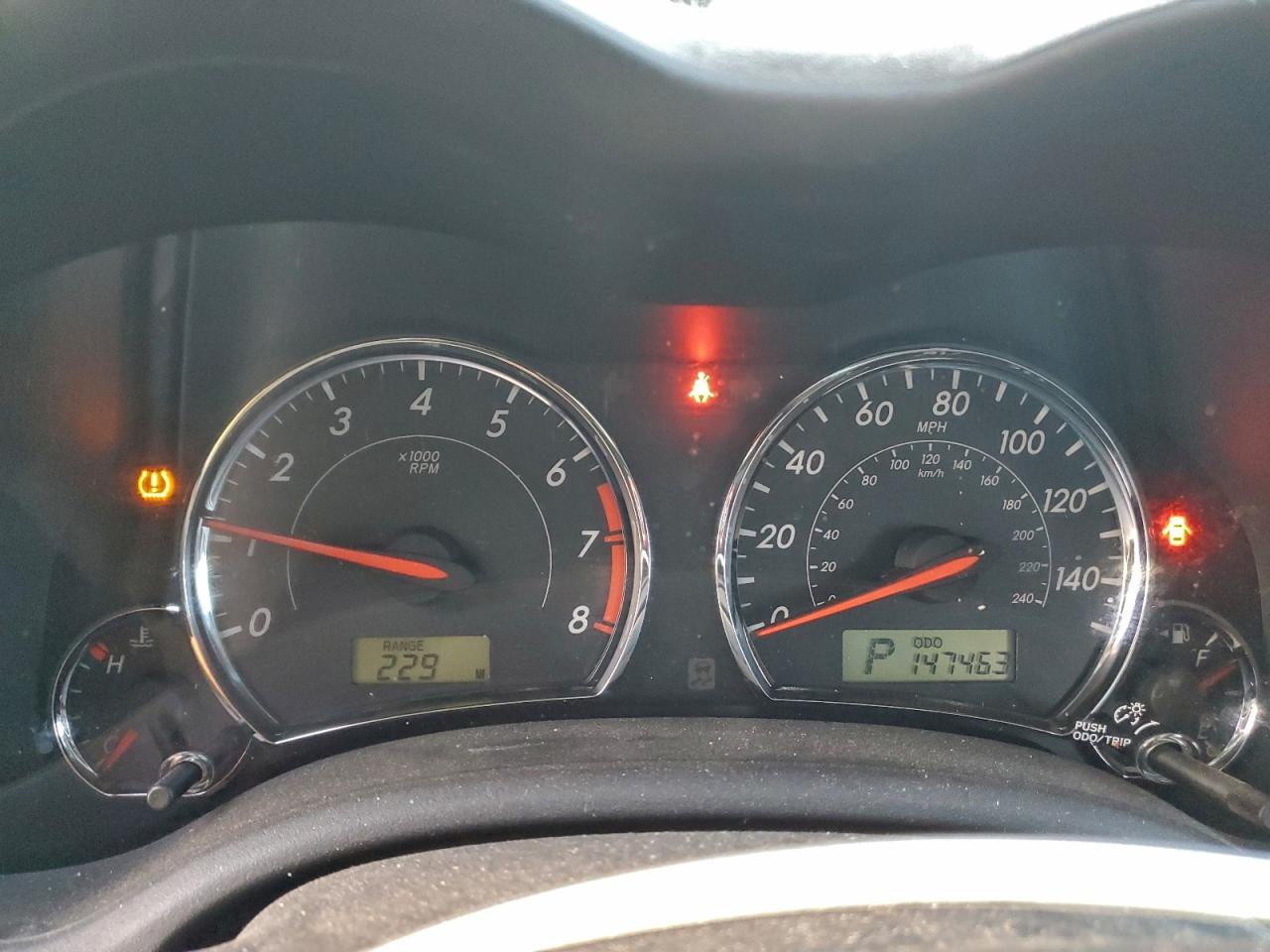 2013 TOYOTA COROLLA BASE photo 9