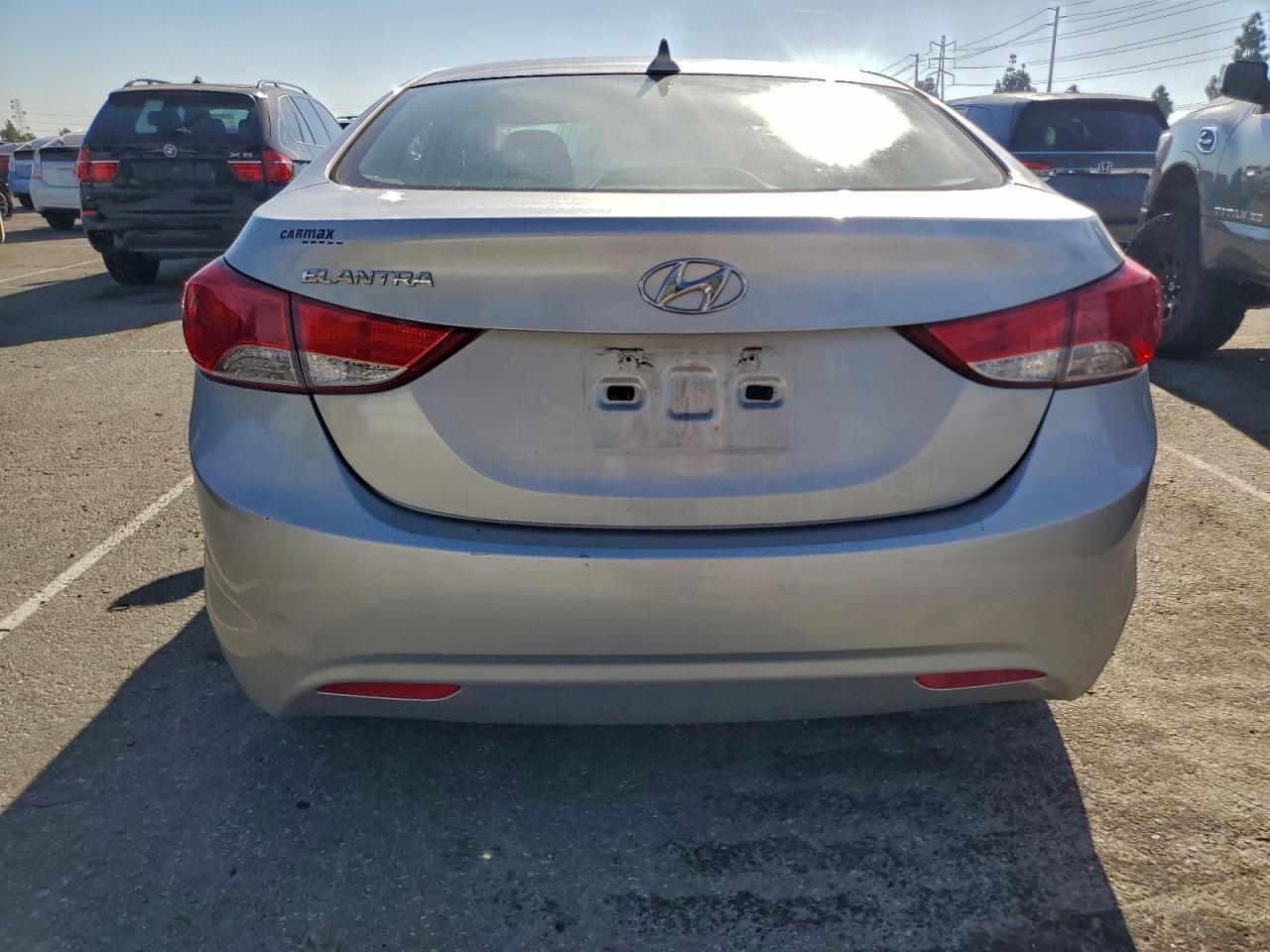 2013 HYUNDAI ELANTRA GLS photo 6