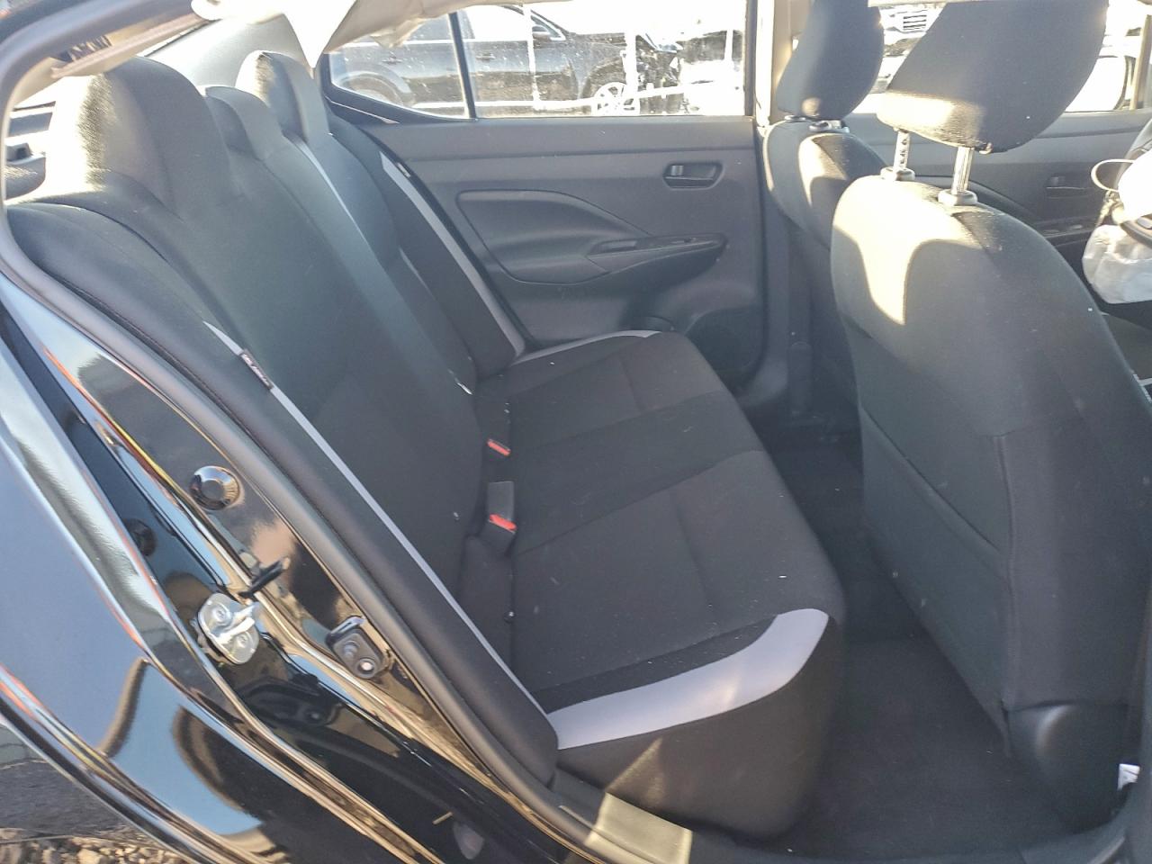 2025 NISSAN VERSA S photo 10