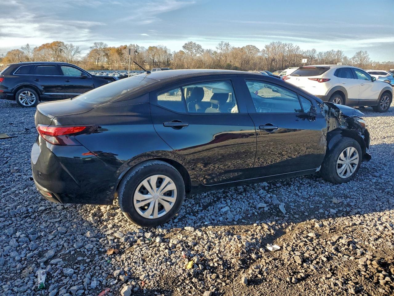 2025 NISSAN VERSA S photo 3