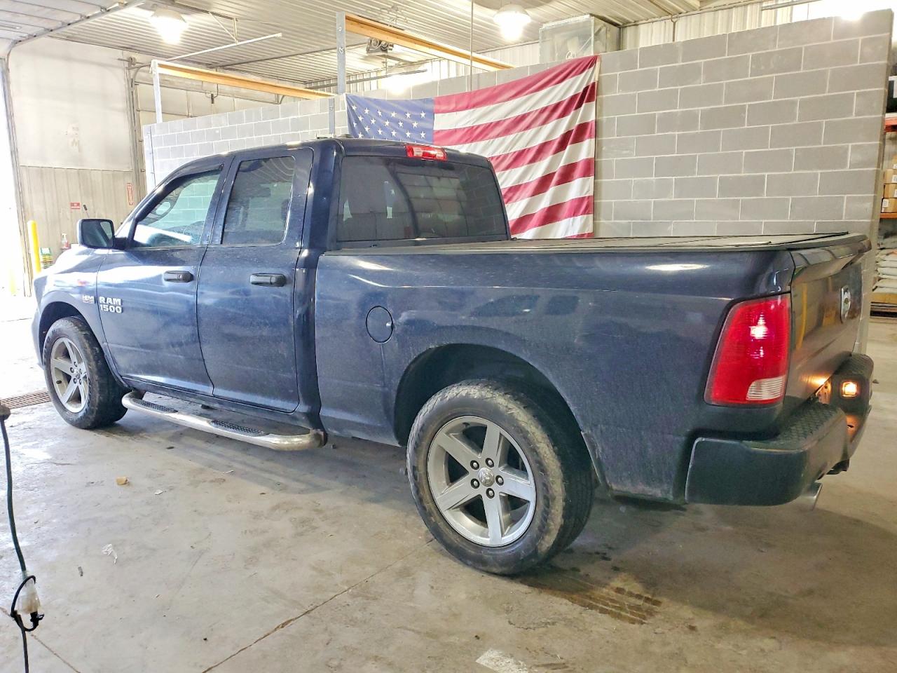 2015 RAM 1500 ST photo 2