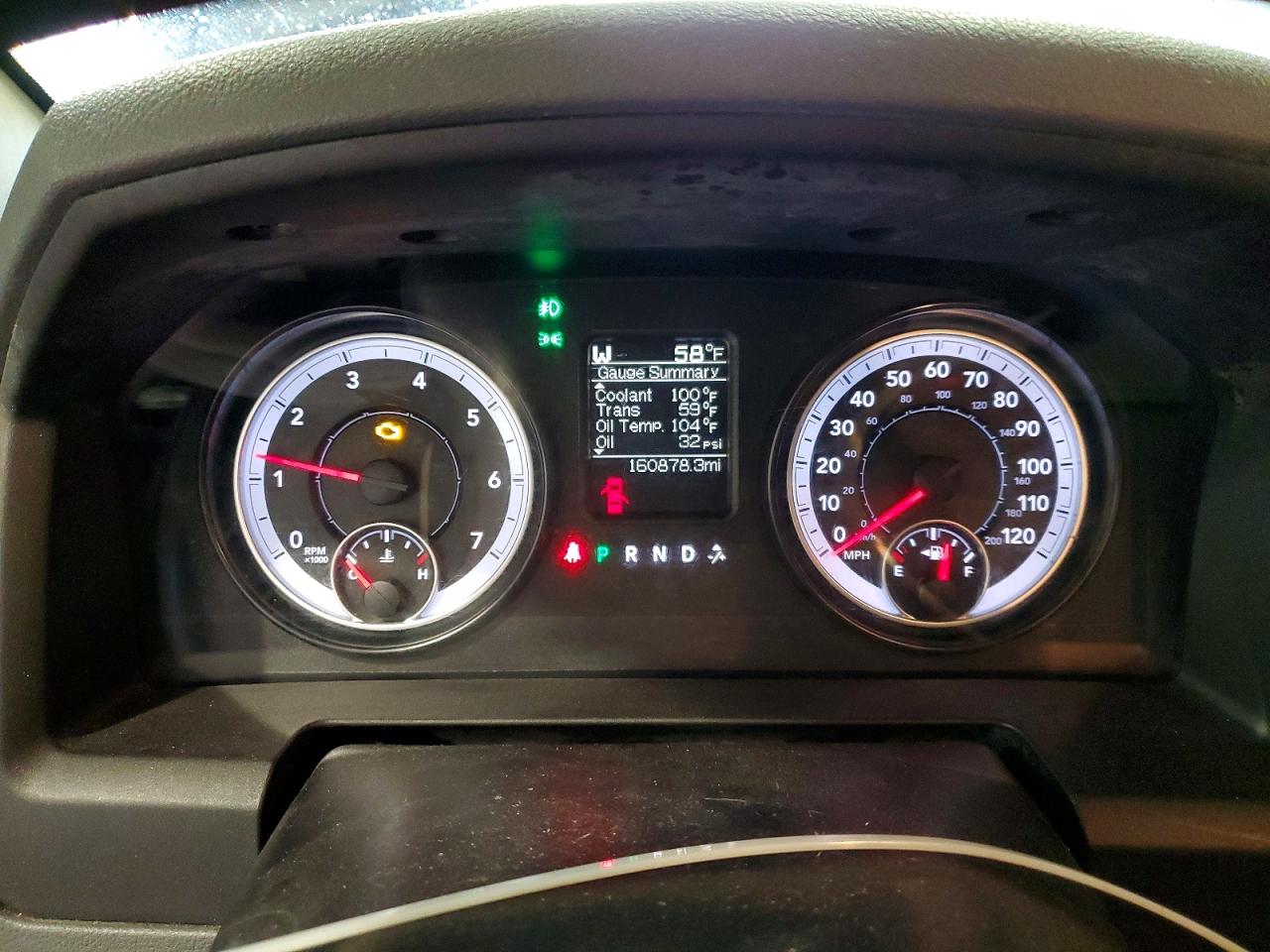 2015 RAM 1500 ST photo 9