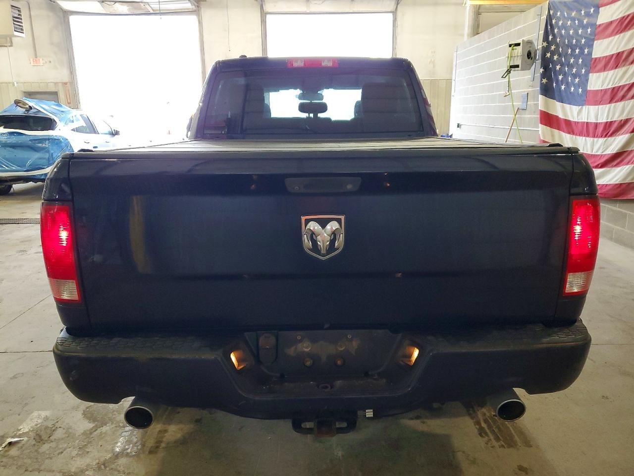 2015 RAM 1500 ST photo 6