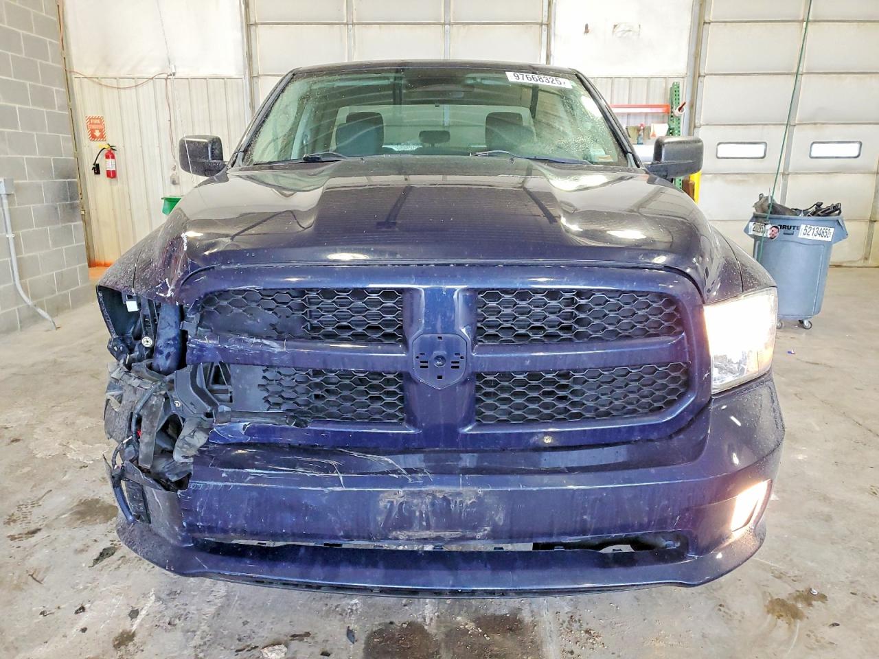 2015 RAM 1500 ST photo 5