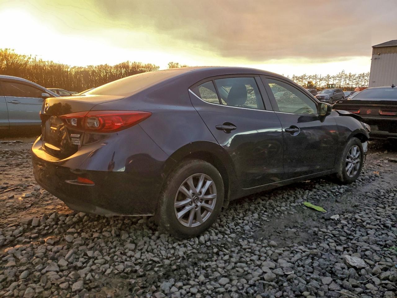 2018 MAZDA 3 SPORT photo 3