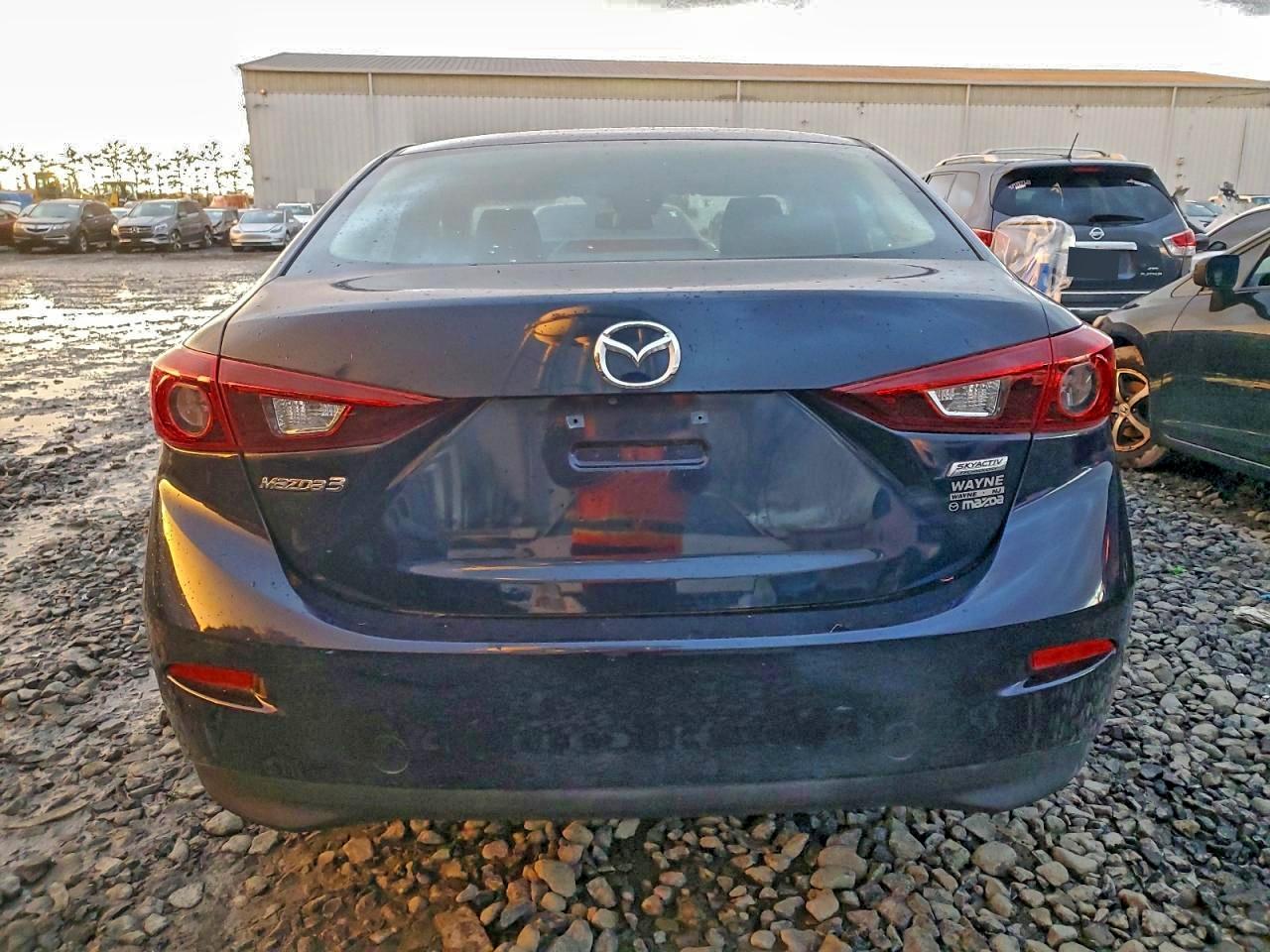 2018 MAZDA 3 SPORT photo 6