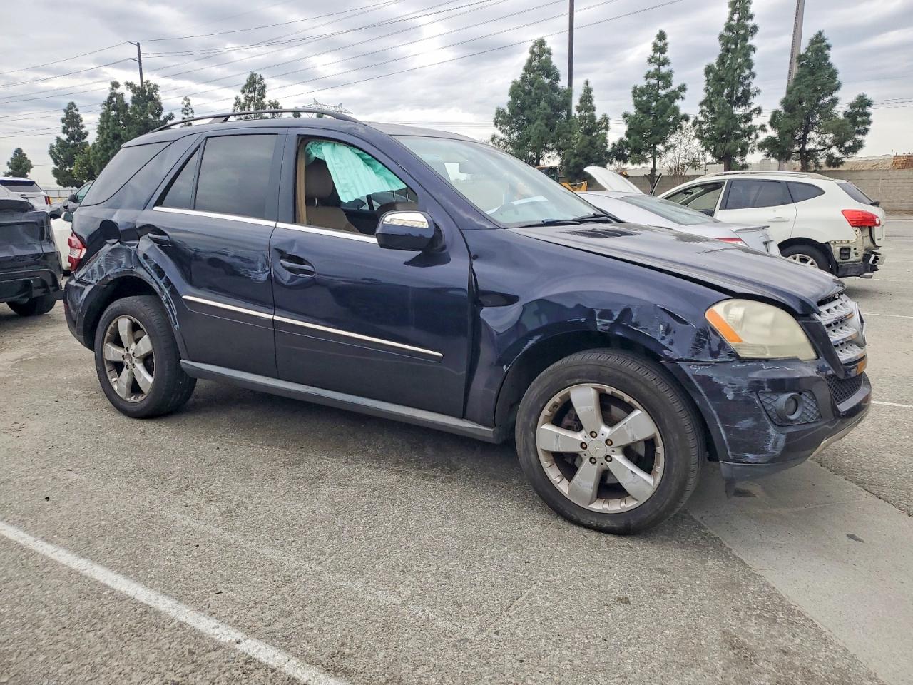 2010 MERCEDES-BENZ ML 350 photo 4
